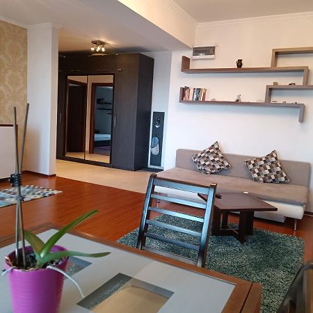 Aria Premium Apartment Бухарест Экстерьер фото